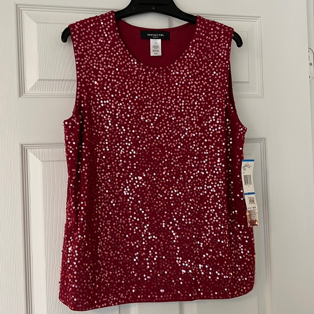 NWT Jones New York sequined tank😋